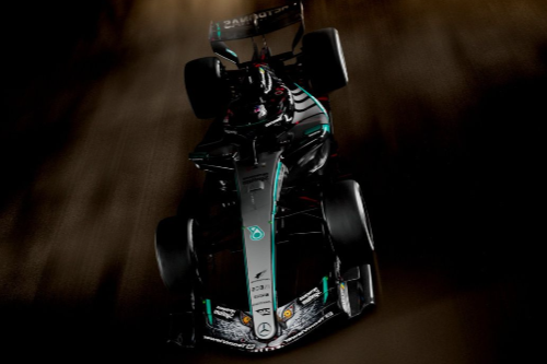 Mercedes ����������� ����� � ������ �� ���� �� ������